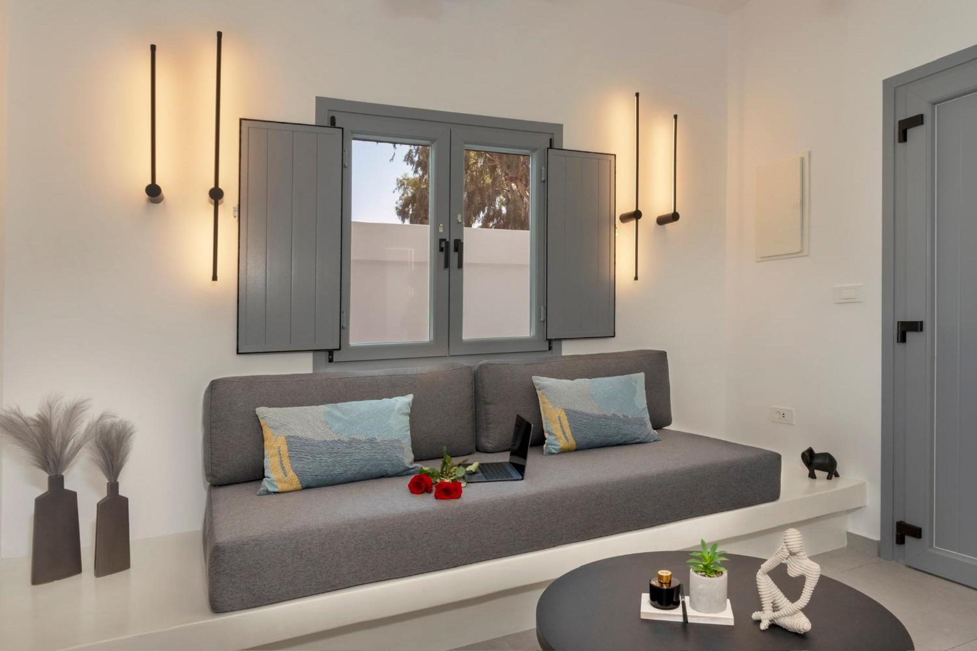 Linea Luxury Suites Fira  Zewnętrze zdjęcie