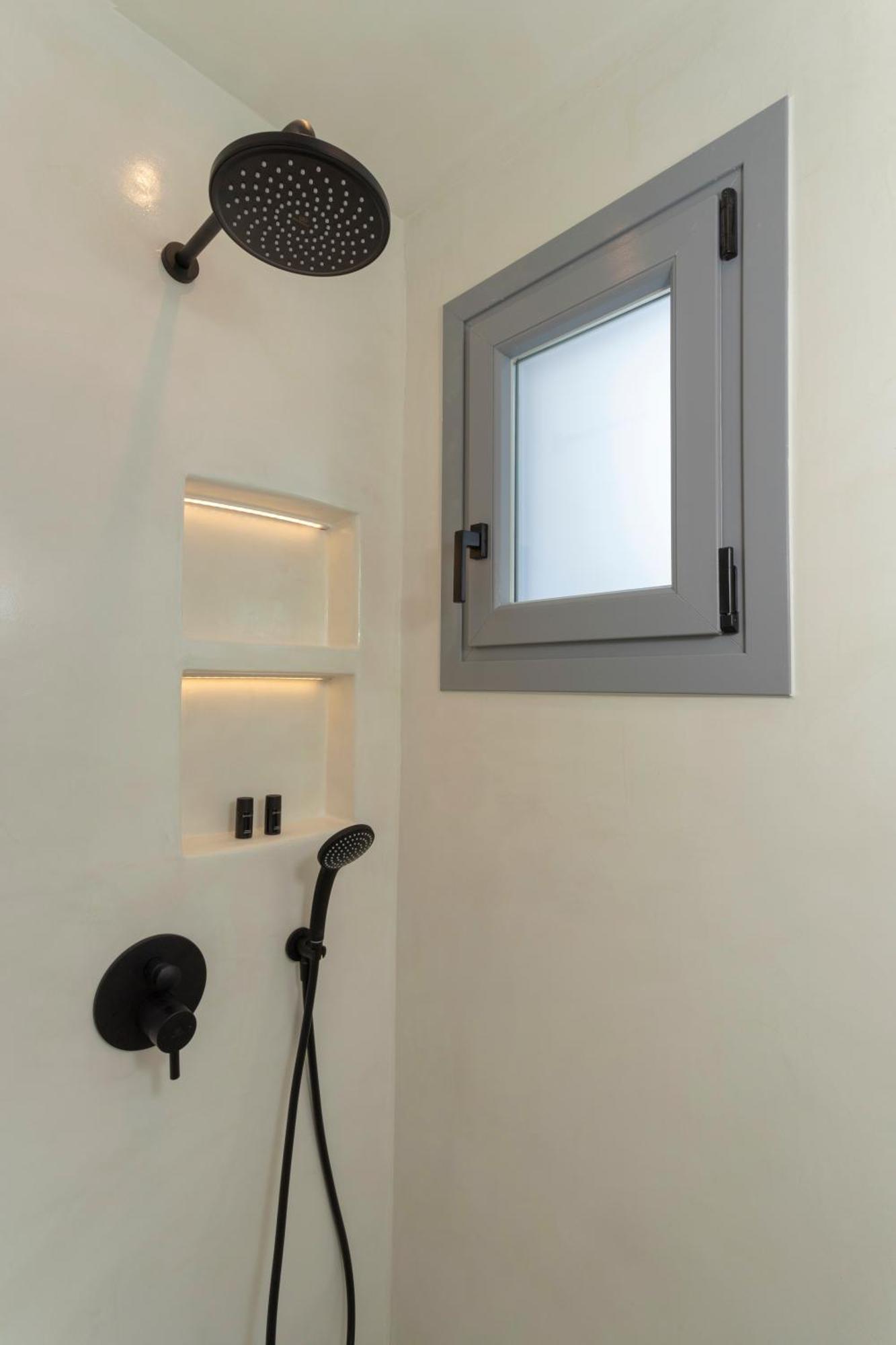 Linea Luxury Suites Fira  Zewnętrze zdjęcie