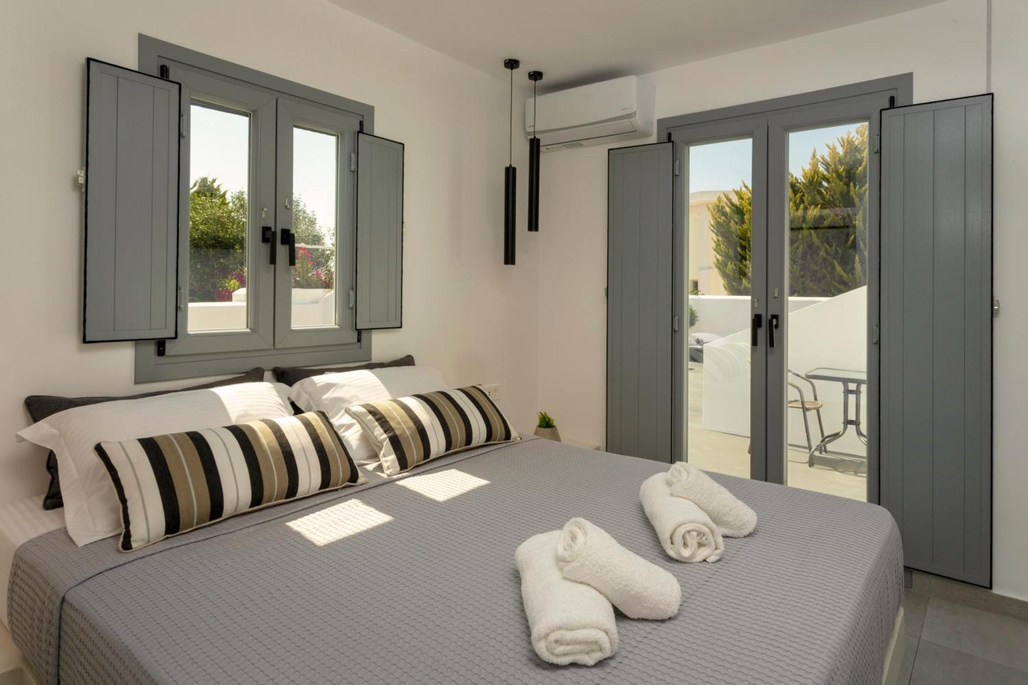 Linea Luxury Suites Fira  Zewnętrze zdjęcie